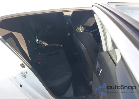 2016 Hyundai Veloster z USA, uszkodzony, nr VIN KMHTC6AD0GU262494